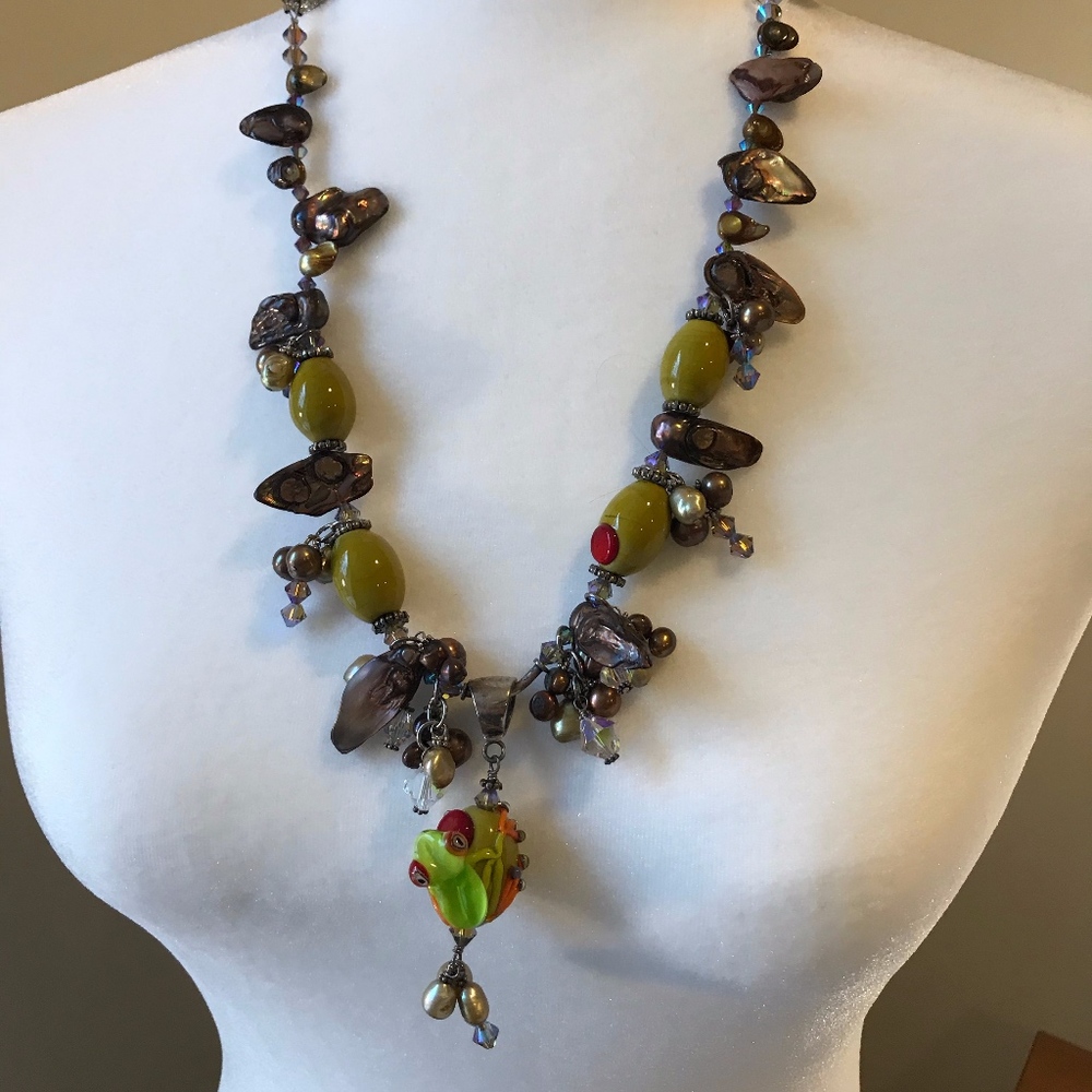 Glass/Ceramic Statement Necklace‎